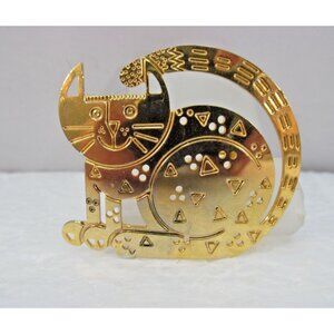 Whimsical Gold Tone Smiling Cat Brooch Signed NP